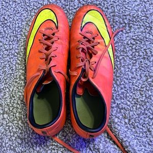 Nike women’s cleats